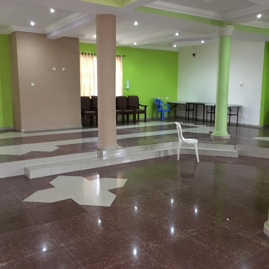Toprate Luxury Hotel Owerri Extérieur photo